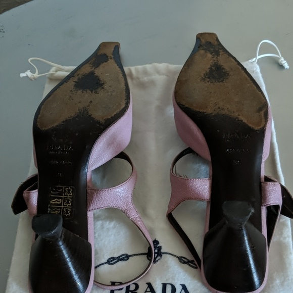 PRADA - Picture 4 of 4